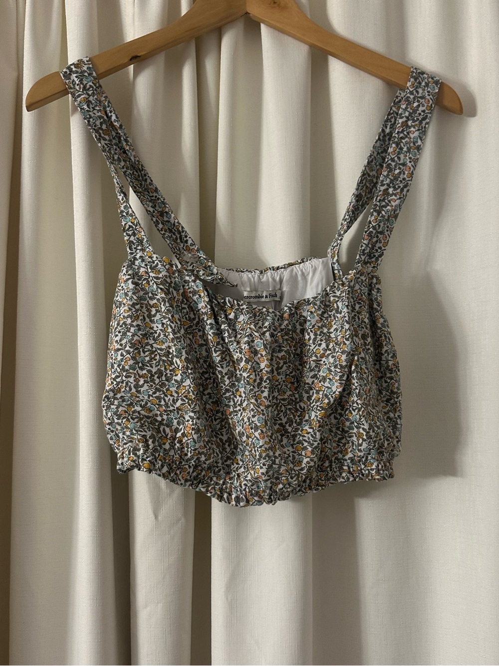 Abercrombie top